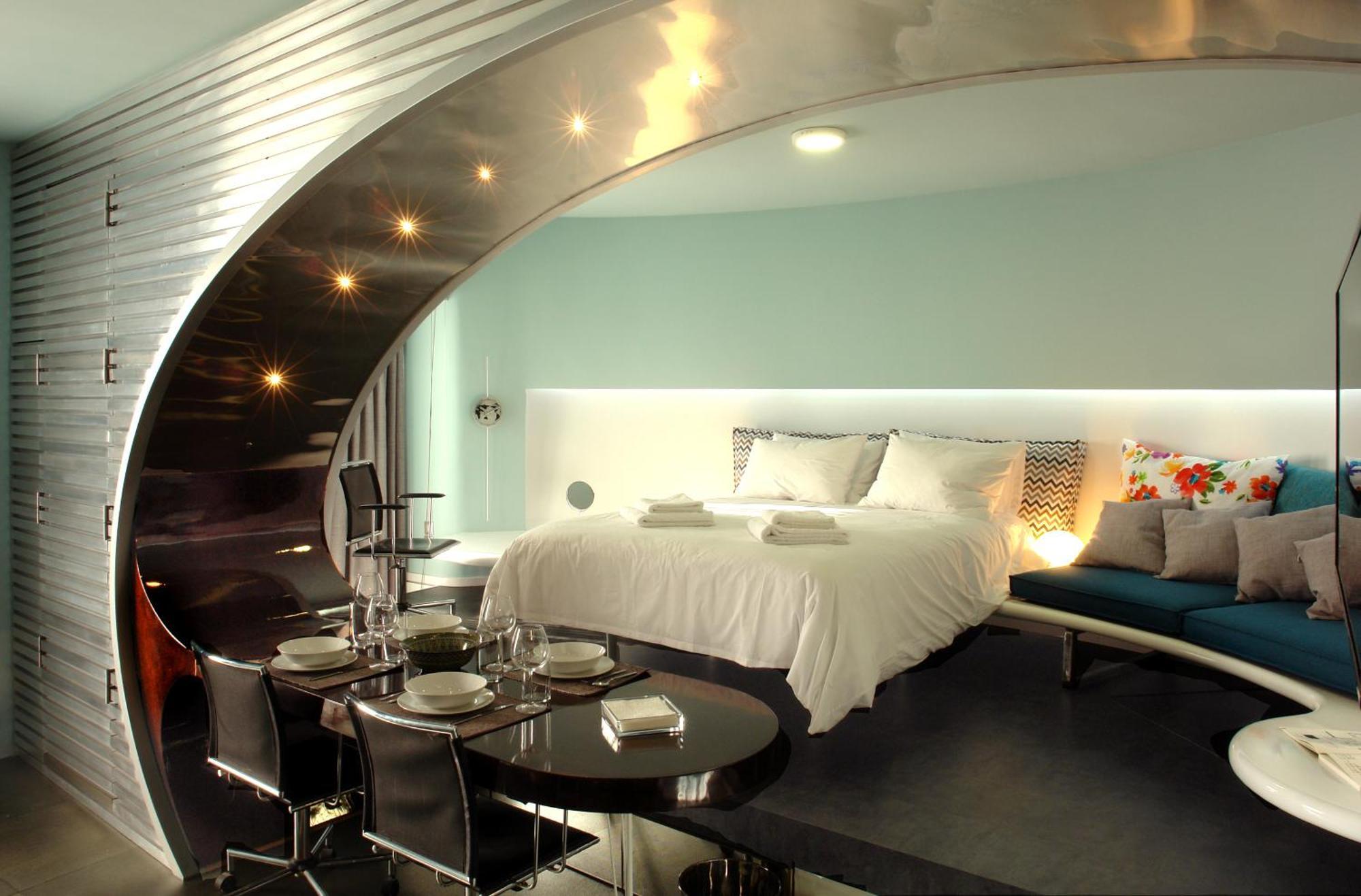 High End At The Center Of Appartement