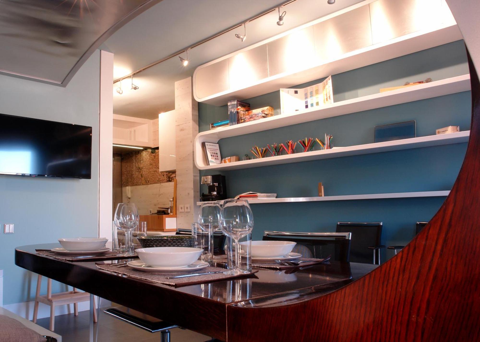 High End At The Center Of Appartement *